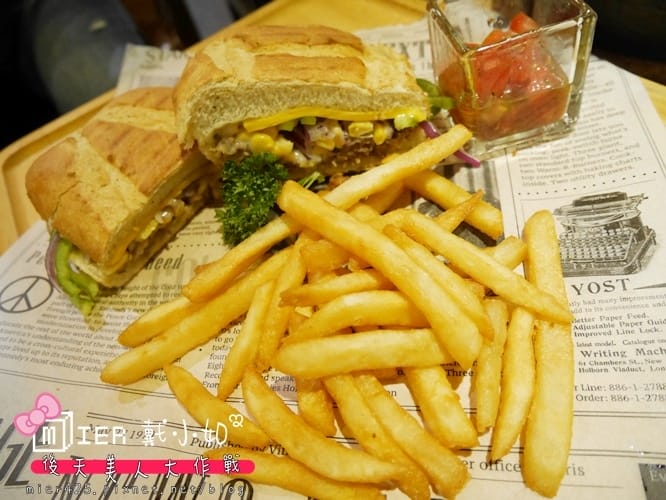 P1090094 - 複製.JPG