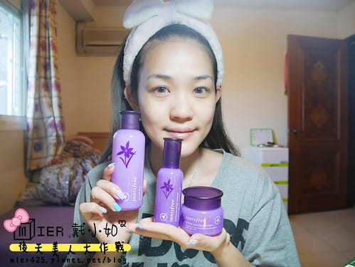 保養|| 冬天保養 innisfree 濟州寒蘭複合滋養水+濟州寒蘭複合滋養精華+Special Set 同場加映3D光影修修眼彩筆 - 第13張圖 P1170444