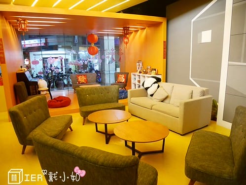 台中|| 一中住宿 博客創意旅店 Box Design Hotel 主題房 背包床位 台中設計旅館推薦 近台中火車站 - 第15張圖 P1190813