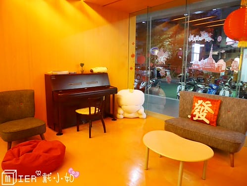 台中|| 一中住宿 博客創意旅店 Box Design Hotel 主題房 背包床位 台中設計旅館推薦 近台中火車站 - 第8張圖 P1190753