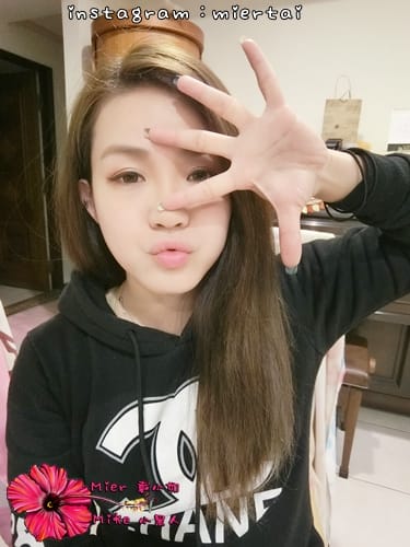 彩妝 打造無害聖誕節妝容 FreshO2 零毛孔底妝就靠校色飾底乳 微醺Bar12色礦物眼影盤 多種妝容就靠它 - 第36張圖 CIMG0551