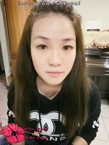 彩妝 打造無害聖誕節妝容 FreshO2 零毛孔底妝就靠校色飾底乳 微醺Bar12色礦物眼影盤 多種妝容就靠它 - 第13張圖 CIMG0490