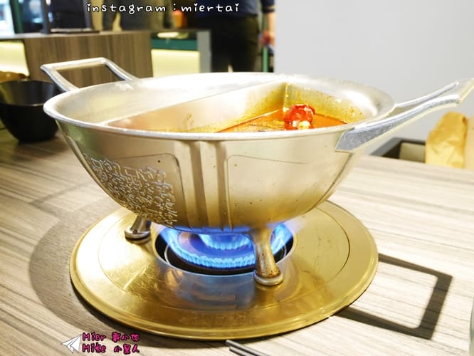 麻辣鍋 台北 中山區 鍋物推薦 青花驕麻辣鍋 王品旗下品牌 麻辣鍋專賣店 青花椒 火鍋 鍋底無限供應 聚餐首選 台北捷運中山站 - 第30張圖 P1400173