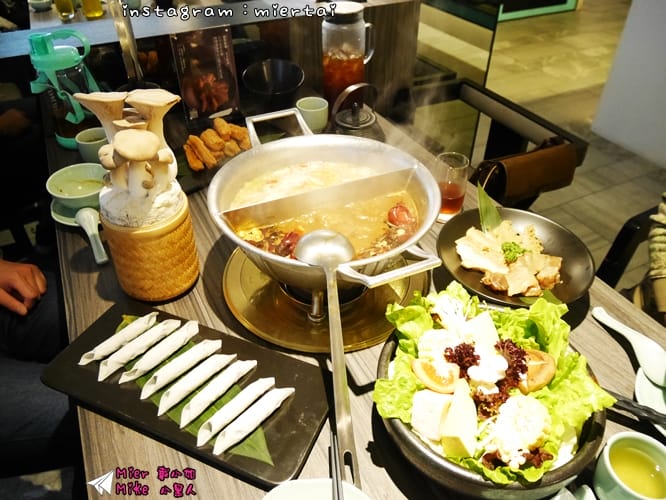 麻辣鍋 台北 中山區 鍋物推薦 青花驕麻辣鍋 王品旗下品牌 麻辣鍋專賣店 青花椒 火鍋 鍋底無限供應 聚餐首選 台北捷運中山站 - 第33張圖 P1400220