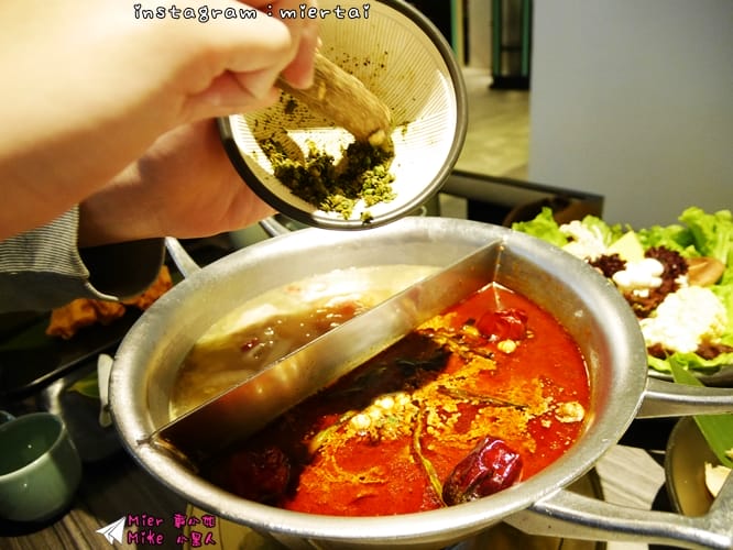 麻辣鍋 台北 中山區 鍋物推薦 青花驕麻辣鍋 王品旗下品牌 麻辣鍋專賣店 青花椒 火鍋 鍋底無限供應 聚餐首選 台北捷運中山站 - 第32張圖 P1400180