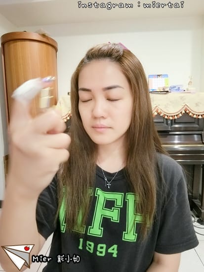 保養 妝前妝後保養推薦 LYNNAGE 晶妍透潤時光精萃 補水 控油 定妝噴霧 一瓶搞定 - 第12張圖 CIMG2236