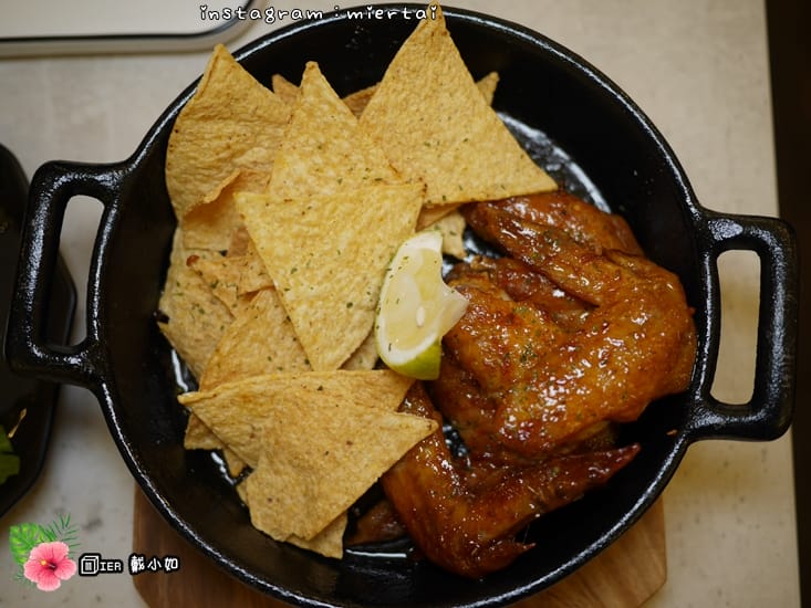 30161216957_32a06230f2_o-xi2q1_