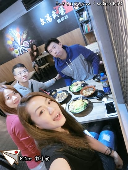 31694611828_ef96fb9a58_o-cmi9z_