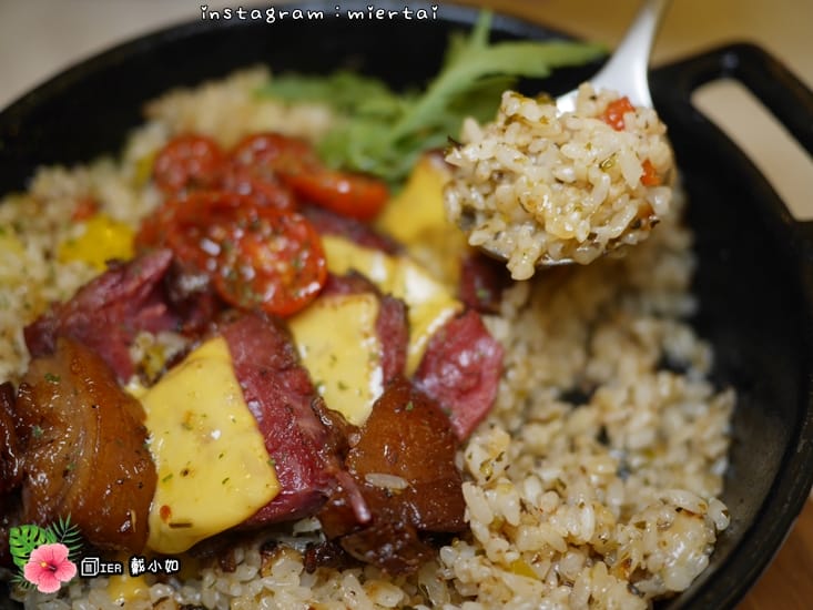 43285455290_d7cd903ab6_o-1noyv_