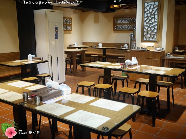 32100480698_af1e4a0085_o-rjnjc_