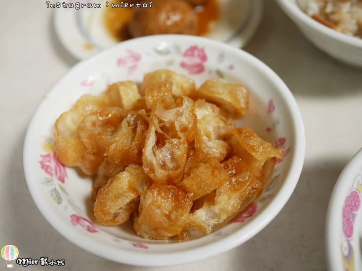 32387216018_2184040928_o-wbr94_