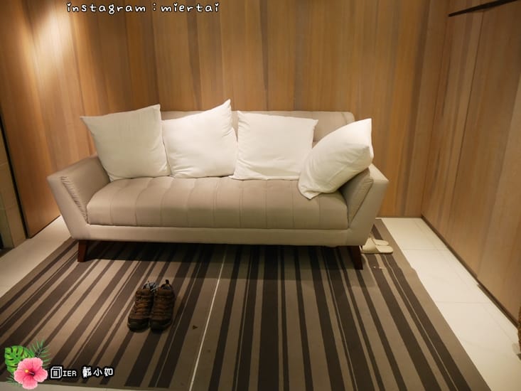 46677089341_66de11537f_o-e7j97_