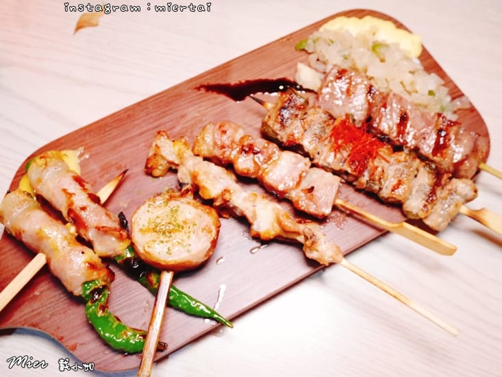 32342395187_20828b6396_o-dcjum_