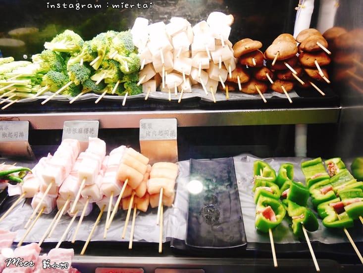 32342395867_b2c8e6b6fa_o-lw48a_