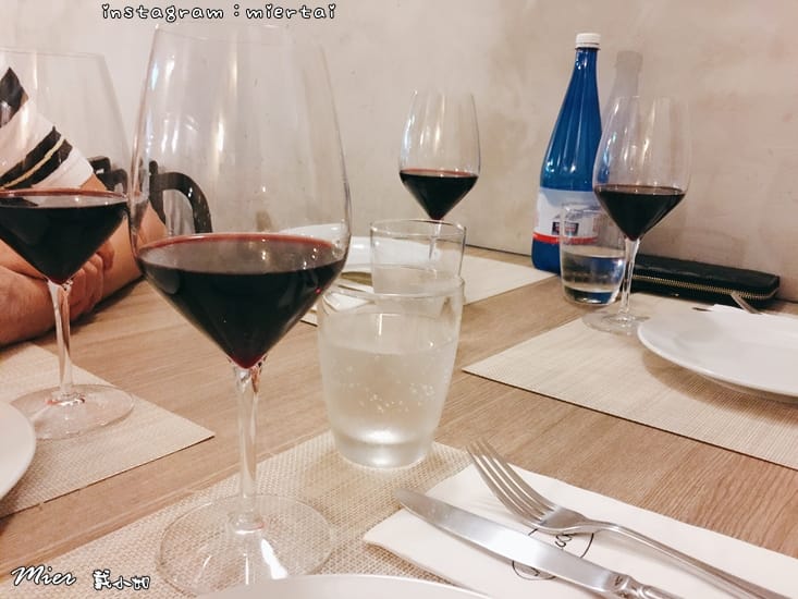 33392751098_7031805aa7_o-qd3d9_