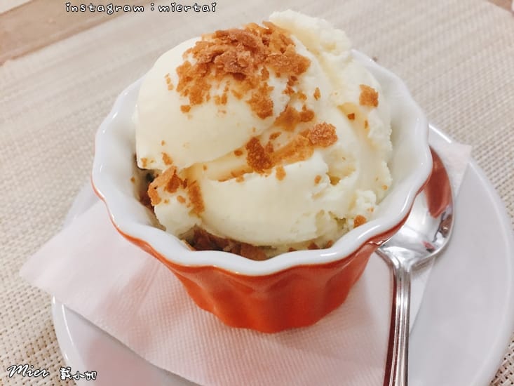 40303874743_c749870381_o-ymjnu_