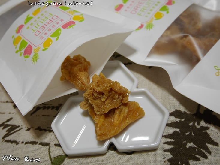 40570230413_223cb0824b_o-7a2l9_