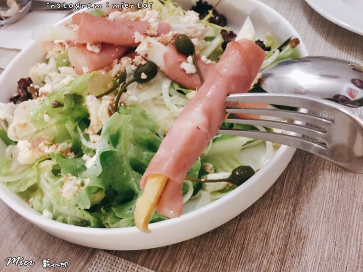 46353934145_c7b2d1ba2c_o-5mjjo_