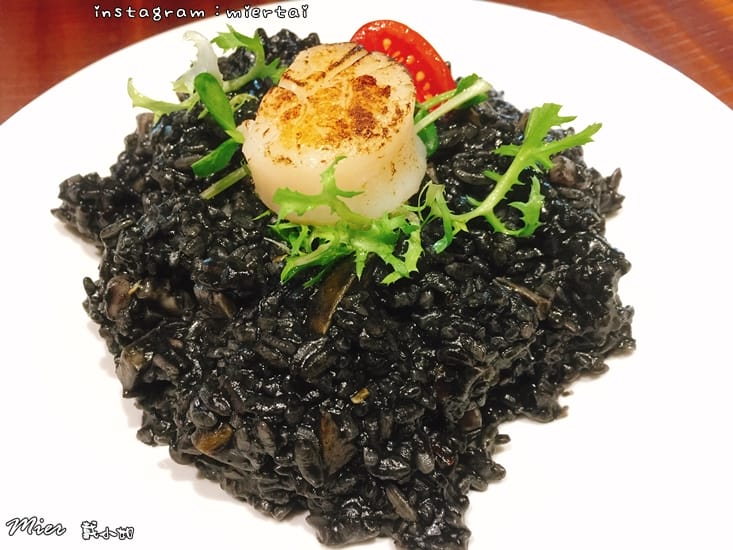 46592300765_64a89c6fe9_o-kk4fj_