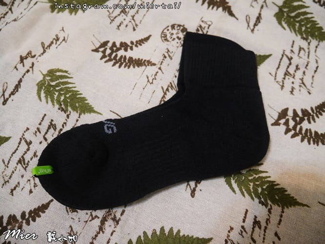 運動裝備|| 除臭襪推薦 十秒除臭襪 sNug 動能氣墊運動 P1670056