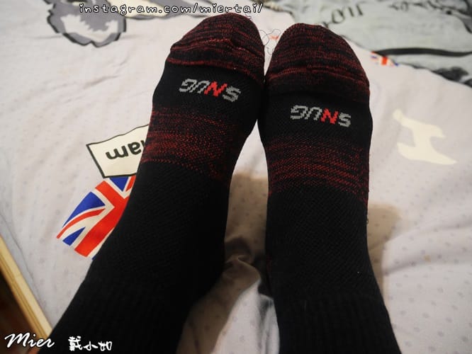 運動裝備|| 除臭襪推薦 十秒除臭襪 sNug 動能氣墊運動 P1670059