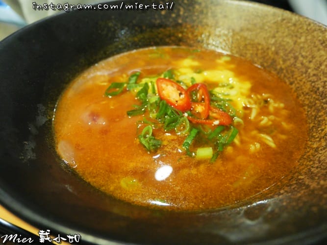 基隆 簡餐下午茶 不限時 大嘴巴茶坊 厚切牛排 肉嫩蒜