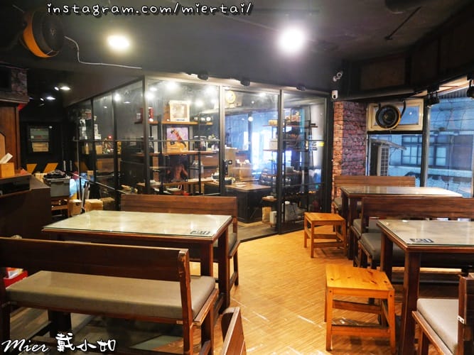 基隆 簡餐下午茶 不限時 大嘴巴茶坊 厚切牛排 肉嫩蒜