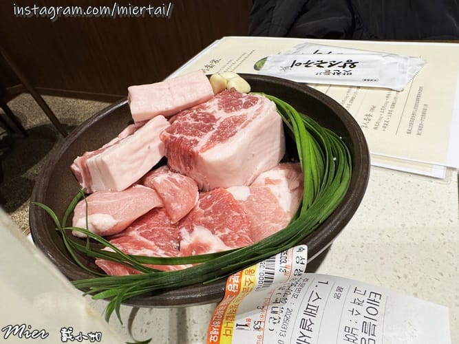 韓國|| 釜山Busan 必吃美食 桌邊服務代烤 味贊王鹽烤