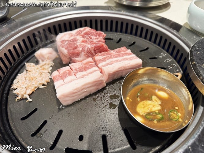 韓國|| 釜山Busan 必吃美食 桌邊服務代烤 味贊王鹽烤