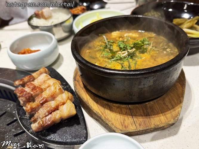 韓國|| 釜山Busan 必吃美食 桌邊服務代烤 味贊王鹽烤