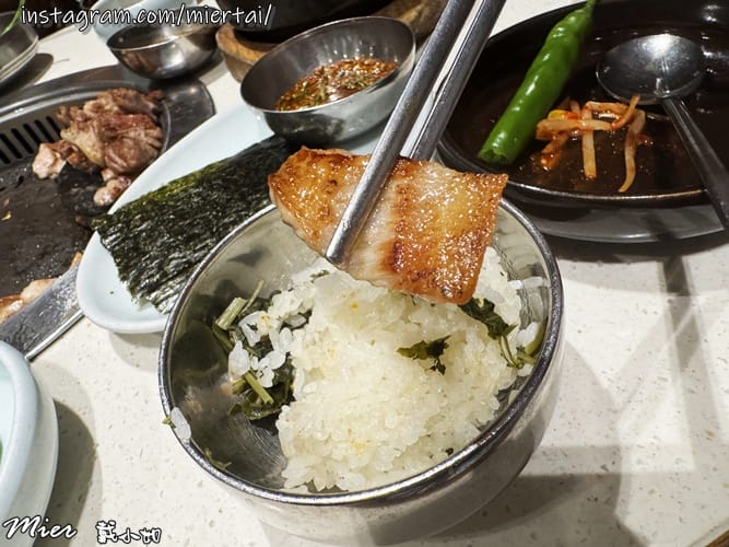 韓國|| 釜山Busan 必吃美食 桌邊服務代烤 味贊王鹽烤