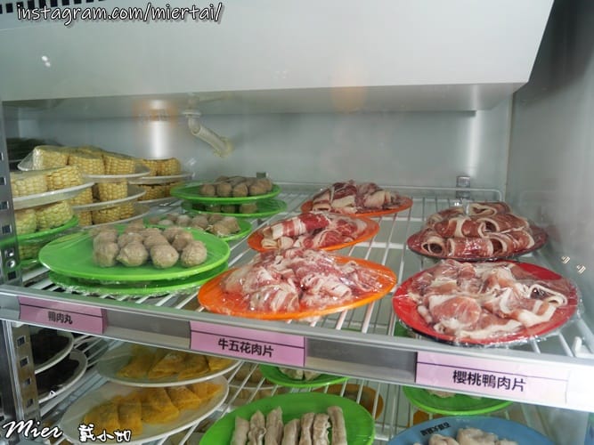 台北|| 中山區 春夏季新菜單 吃鍋不分季節 一桶薑母鴨 蔬