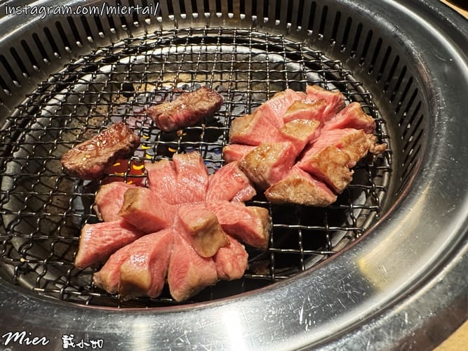 台北||日式燒肉 第一間結合日本和牛和日式清酒自動販賣機主題