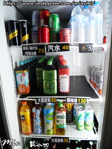 台北|| 中山區 今晚吃雞 吮指回味 皮脆肉嫩多汁桶仔雞 一