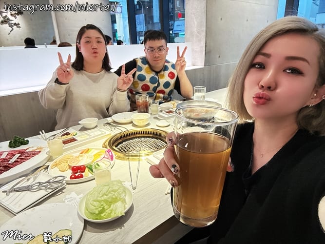 台中||南屯區 白色文青網美風燒肉店 輕井澤集團燒肉新品牌超