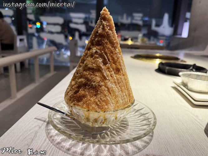 台中||南屯區 白色文青網美風燒肉店 輕井澤集團燒肉新品牌超