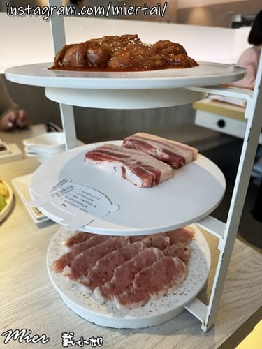 台中||南屯區 白色文青網美風燒肉店 輕井澤集團燒肉新品牌超