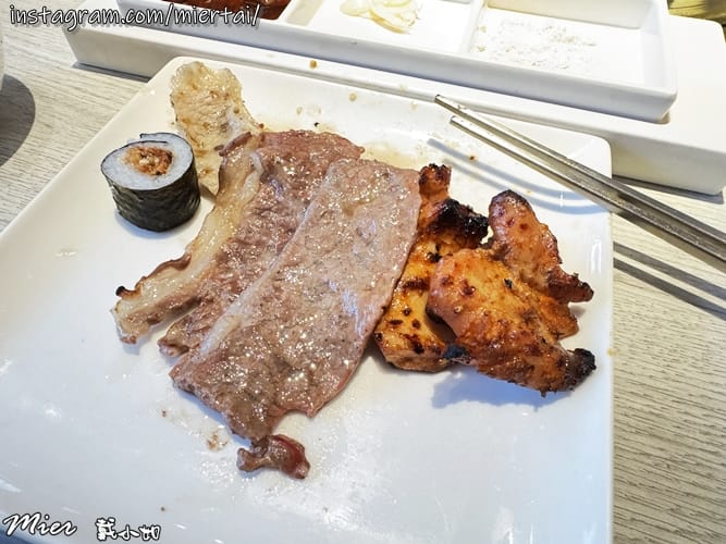 台中||南屯區 白色文青網美風燒肉店 輕井澤集團燒肉新品牌超