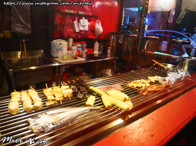 台北 文山區 雞老闆 桶仔雞 景美店 油亮皮脆肉嫩多汁