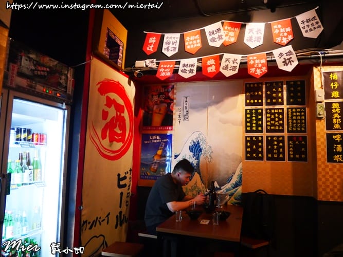 台北 文山區 雞老闆 桶仔雞 景美店 油亮皮脆肉嫩多汁