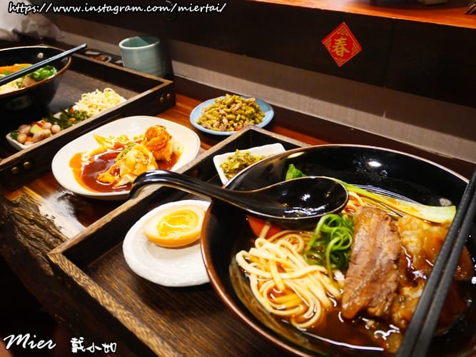 台北萬華區 台灣小吃 牛肉麵 雲水食堂 2025台北國際