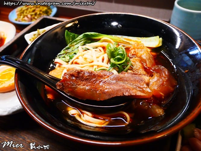 台北萬華區 台灣小吃 牛肉麵 雲水食堂 2025台北國際