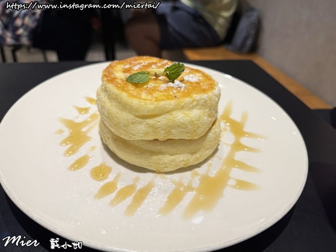 日本沖繩OKINAWA 半夜還吃得到的甜點美食 綿密可口 日本沖繩OKINAWA 半夜還吃得到的甜點美食 綿密可口